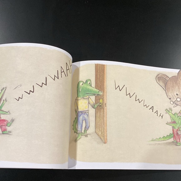 What Does Little Crocodile Say? by Eva Montanari - Softcover Children’s Book - Picture 6 of 8